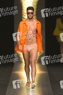 Truchacloth Fashion Show, Swimwear Fashion Week Moda Cálida 2016