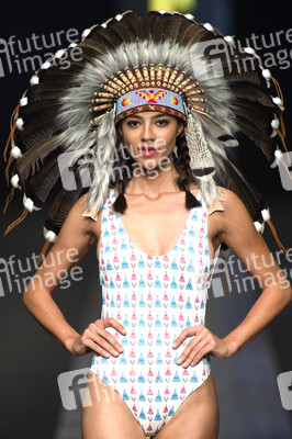 Vevas Fashion Show, Swimwear Fashion Week Moda Cálida 2016