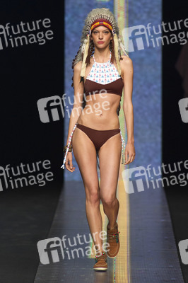 Vevas Fashion Show, Swimwear Fashion Week Moda Cálida 2016