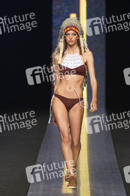 Vevas Fashion Show, Swimwear Fashion Week Moda Cálida 2016