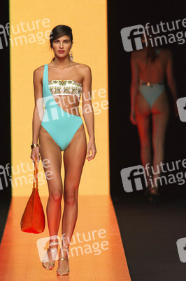 Hipertrofico Fashion Show, Swimwear Fashion Week Moda Cálida 2016