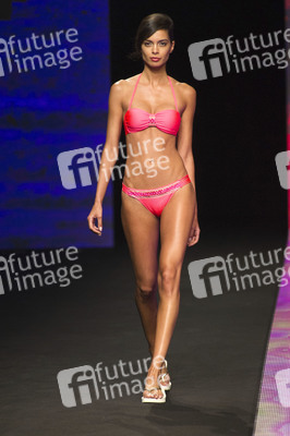 Livia Fashion Show, Swimwear Fashion Week Moda Cálida 2016