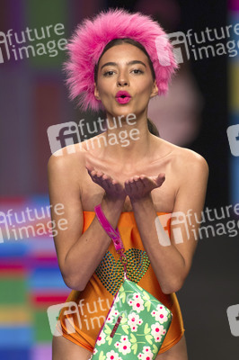 Agatha Ruiz de la Prada Fashion Show, Swimwear Fashion Week Moda Cálida 2016