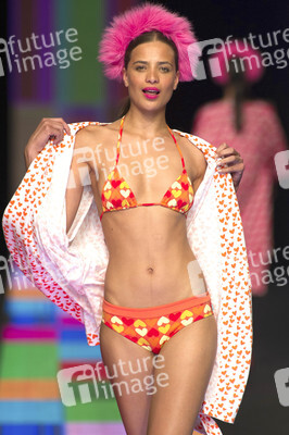 Agatha Ruiz de la Prada Fashion Show, Swimwear Fashion Week Moda Cálida 2016