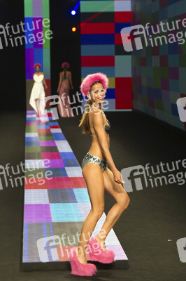 Agatha Ruiz de la Prada Fashion Show, Swimwear Fashion Week Moda Cálida 2016
