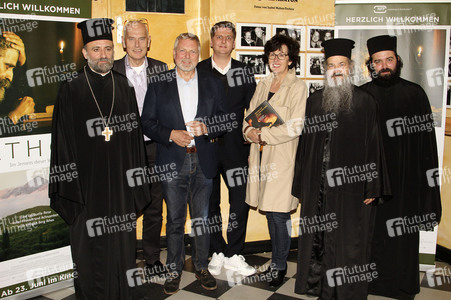 Dokumentarfilmpremiere 'Athos - Im Jenseits dieser Welt' in Hamburg