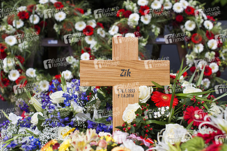 Grab von Heinz-Walter 'Zik' Friedriszik in Köln