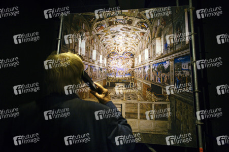 Ausstellungseröffnung 'Der andere Blick - Michelangelos Fresken in der Sixtinischen Kapelle' in Köln