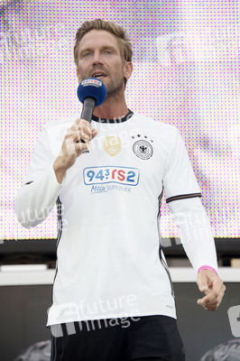 Fans beim UEFA-Fußball-Europameisterschaft 2016 Spiel Deutschland gegen Polen in Berlin
