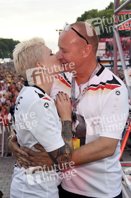 Fans beim UEFA-Fußball-Europameisterschaft 2016 Spiel Deutschland gegen Polen in Berlin