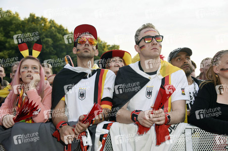Fans beim UEFA-Fußball-Europameisterschaft 2016 Spiel Deutschland gegen Polen in Berlin