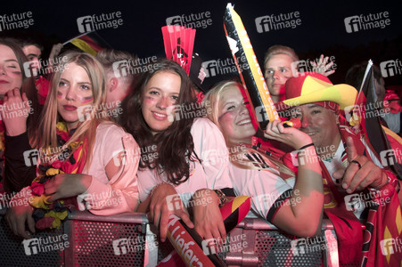 Fans beim UEFA-Fußball-Europameisterschaft 2016 Spiel Deutschland gegen Polen in Berlin