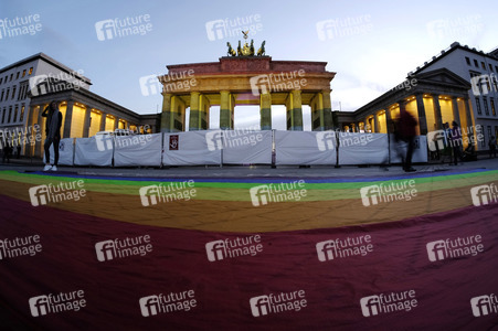 Gedenken an die Opfer des Anschlags von Orlando in Berlin