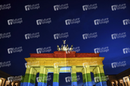 Gedenken an die Opfer des Anschlags von Orlando in Berlin