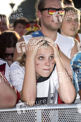Fanmeile beim UEFA-Fußball-Europameisterschaft 2016 Spiel Deutschland gegen Nordirland in Berlin