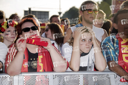 Fanmeile beim UEFA-Fußball-Europameisterschaft 2016 Spiel Deutschland gegen Nordirland in Berlin