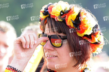 Fanmeile beim UEFA-Fußball-Europameisterschaft 2016 Spiel Deutschland gegen Nordirland in Berlin