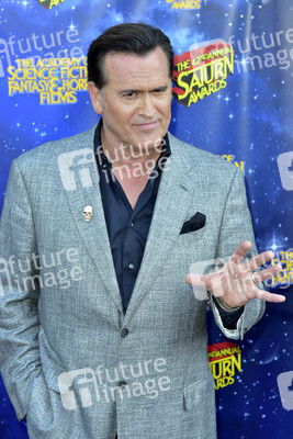 42. Saturn Awards in Burbank