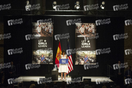 Präsentation der 'Let Girls Learn' Initiative in Madrid