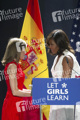 Präsentation der 'Let Girls Learn' Initiative in Madrid