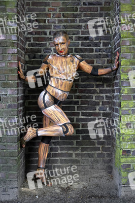 Holzgliederfigur / Human Artist Model Bodypainting