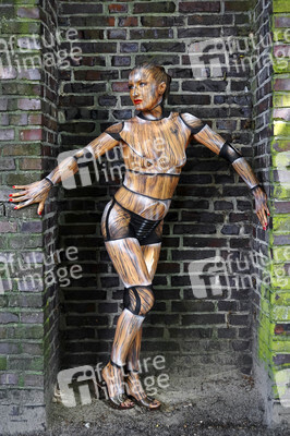 Holzgliederfigur / Human Artist Model Bodypainting