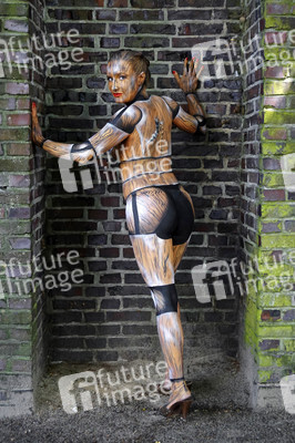 Holzgliederfigur / Human Artist Model Bodypainting