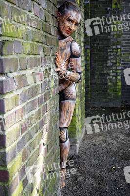 Holzgliederfigur / Human Artist Model Bodypainting