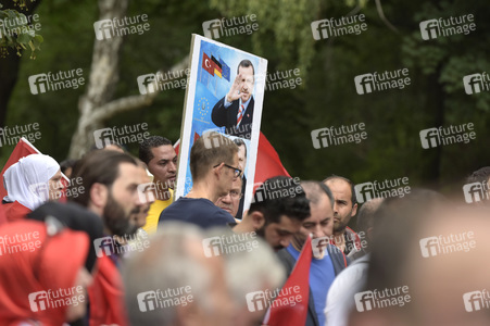 Protest gegen versuchten Militärputsch in der Türkei