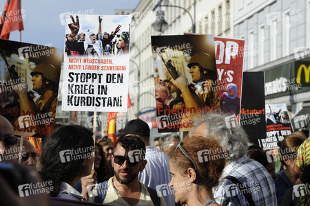 Protest gegen das Vorgehen der türkischen Regierung nach dem gescheiterten Militärputsch