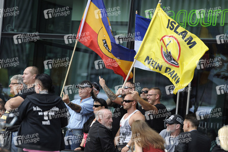 'Merkel muss weg' Demo in Berlin