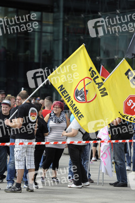 'Merkel muss weg' Demo in Berlin