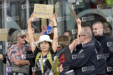 'Merkel muss weg' Demo in Berlin