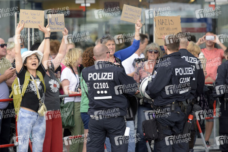 'Merkel muss weg' Demo in Berlin