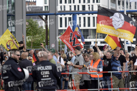 'Merkel muss weg' Demo in Berlin