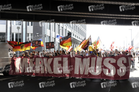 'Merkel muss weg' Demo in Berlin