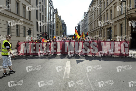 'Merkel muss weg' Demo in Berlin