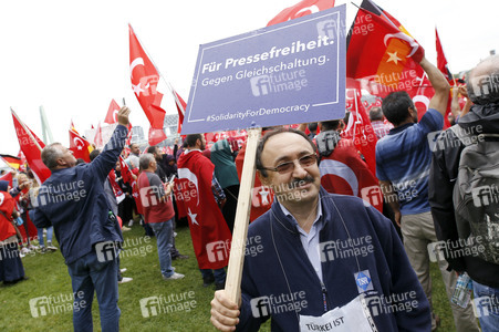Erdogan-Demo in Köln