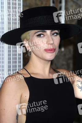 Lady Gaga und Tony Bennett bei der IIllumination des Empire State Buildings in New York