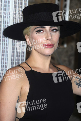 Lady Gaga und Tony Bennett bei der IIllumination des Empire State Buildings in New York