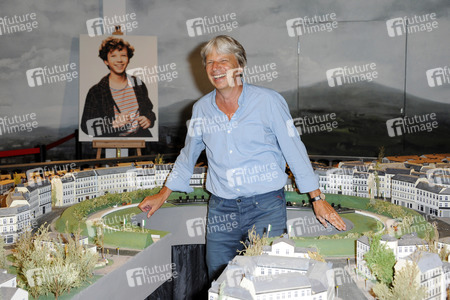 Präsentation einer neuen Filmrequisite aus dem Film 'Timm Thaler' in Potsdam