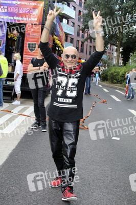 Parade zum Christopher Street Day 2016 in Hamburg