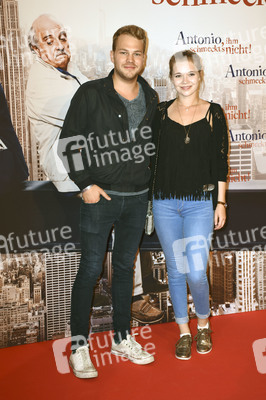 Filmpremiere 'Antonio, ihm schmeckt's nicht!' in München