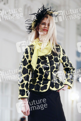 Modenschau von Liz Malraux Couture in Hamburg