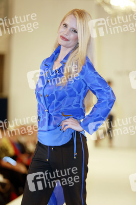 Modenschau von Liz Malraux Couture in Hamburg