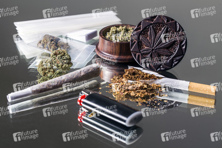 Symbolfoto Cannabis