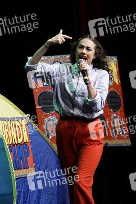 Auftritt von Miranda Sings in Berlin