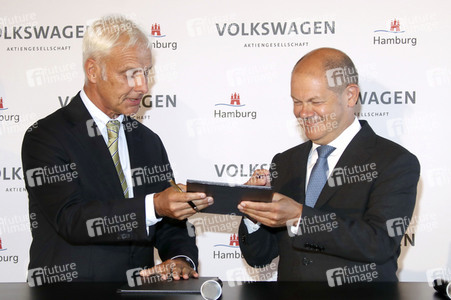 Unterzeichnung eines Memorandum of Understanding in Hamburg