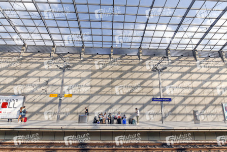 Symbolfoto Bahnreisen