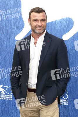 'The Bleeder' Photocall auf der Biennale 2016 in Venedig